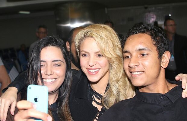 Bastidores de Shakira e Ghetto Kids em show ganha novo vídeo fofo; assista