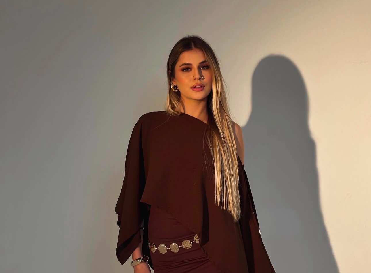 De Blumenau para as redes: Iasmim Prim desponta no nicho de moda e beleza e passa a integrar o casting da Aloha