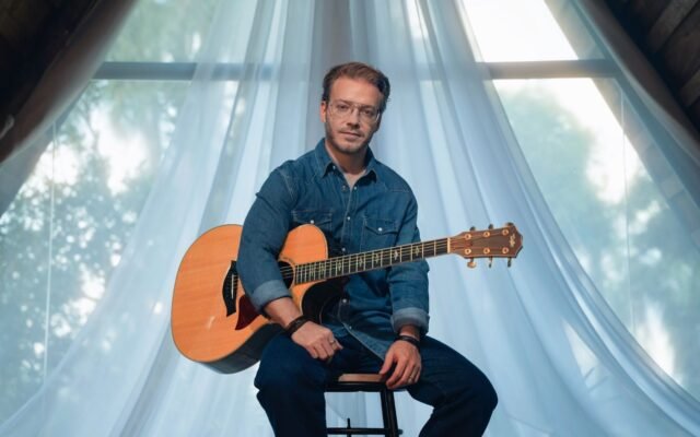 Após liderar rádios de MPB com Jorge Vercillo, BALARA estreia turnê “Acusticamente” no Blue Note São Paulo