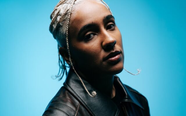 Destaque no COLORSxSTUDIOS, BIAB lança álbum “BIA1B99”