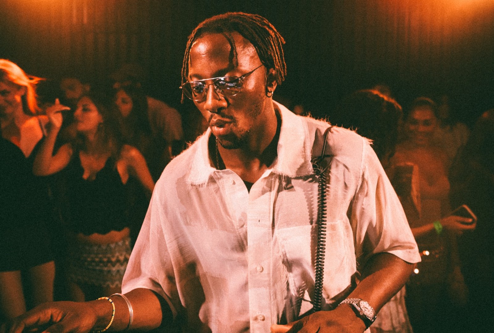 AMÉMÉ lança a aguardada track “Chulo” e confirma datas no Rio de Janeiro e São Paulo em outubro